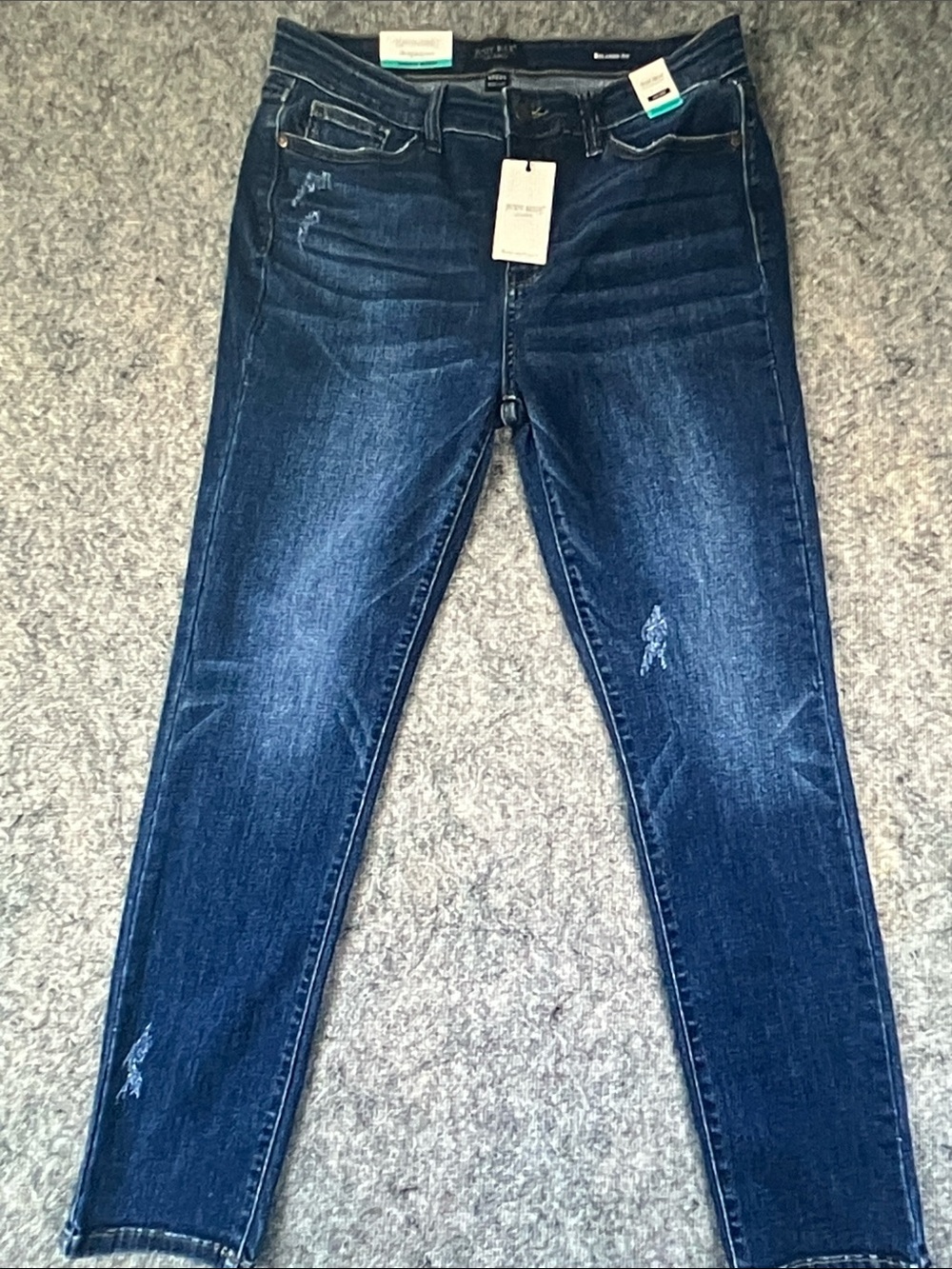 Judy Blue Dark Wash Skinny Jeans